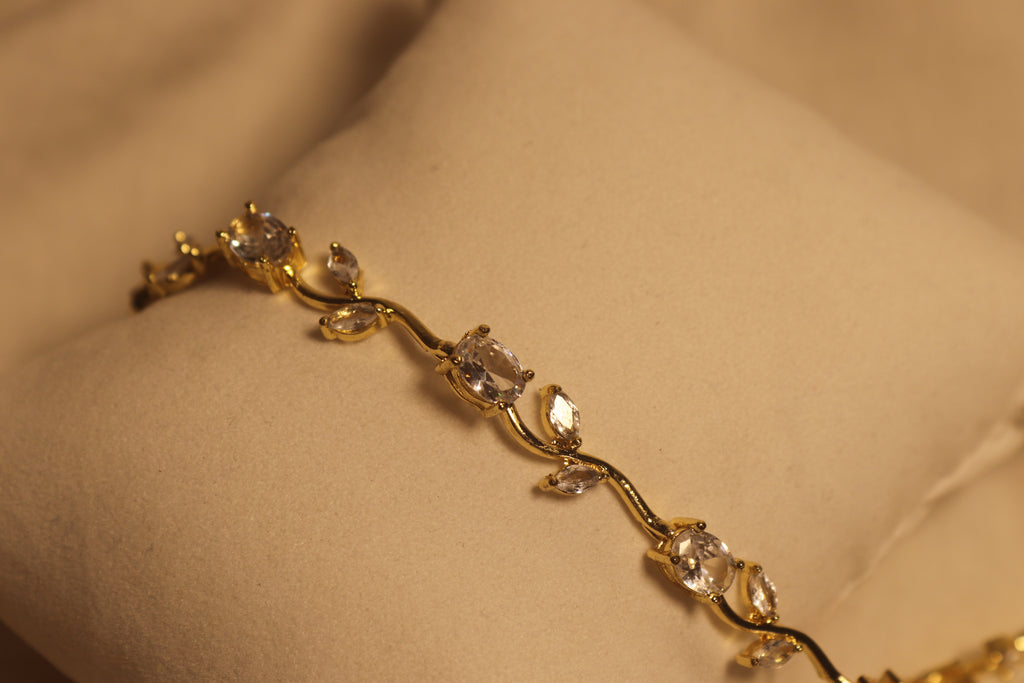 Tulip Crystal Vine Bracelet